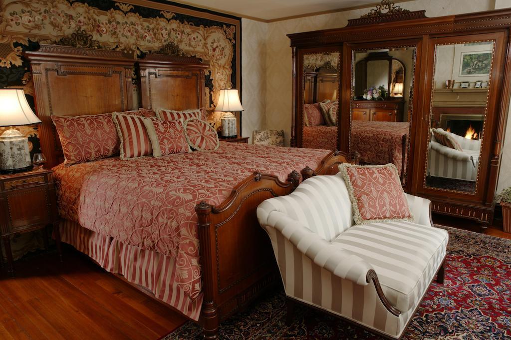 Cameron Estate Inn Mount Joy Esterno foto